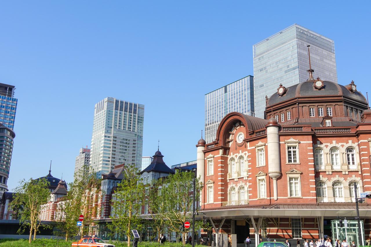 Oakwood Premier Tokyo Hotel Exterior foto The station building